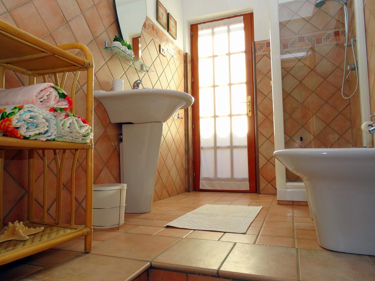 Bed and Breakfast Bb Doliahouse Dolianova Zimmer foto